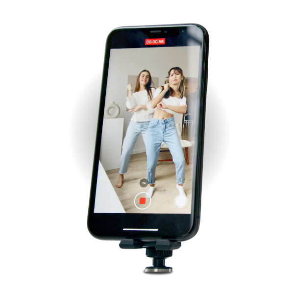 Celular grabando vertical la fábrica de vídeos